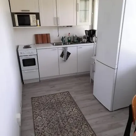 شقة Noin 55m2 Perusvarustein. Knivsund